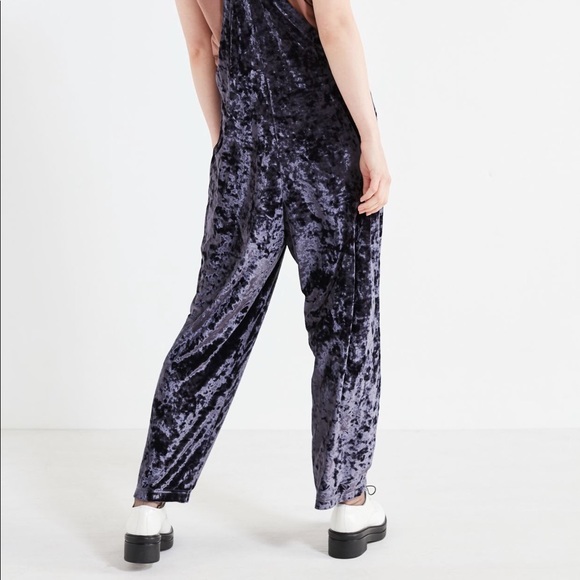 Urban Outfitters Blue velvet overalls NWT - Picture 5 of 7
